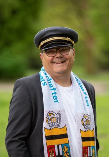 Chauffeur: Männi